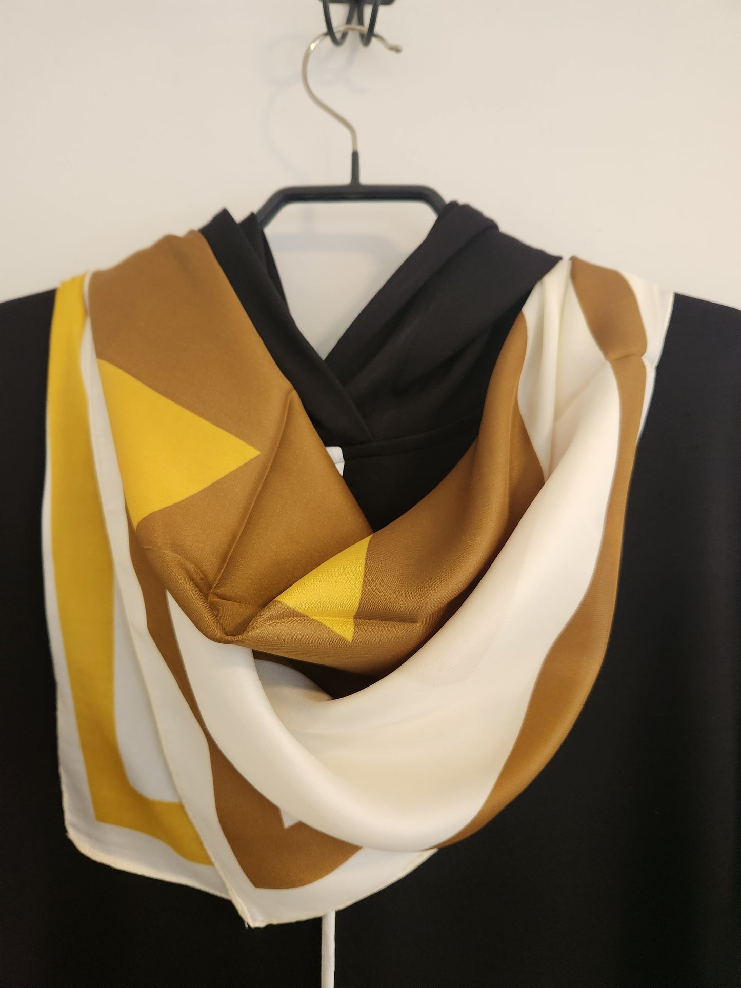 FV SCARVES
