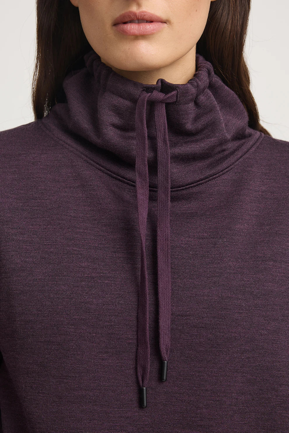Lounge Funnel Neck
