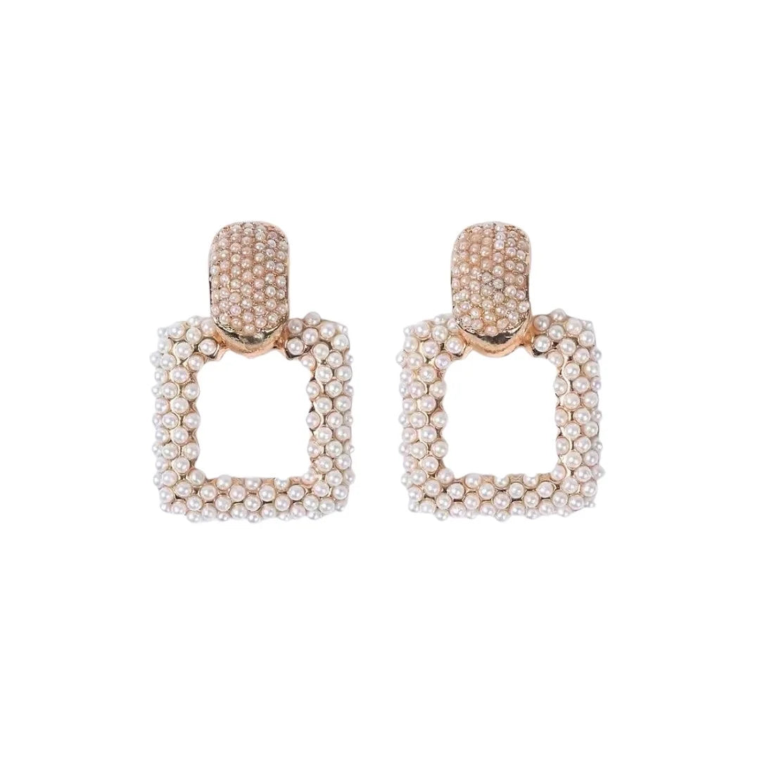 April Square Pearls