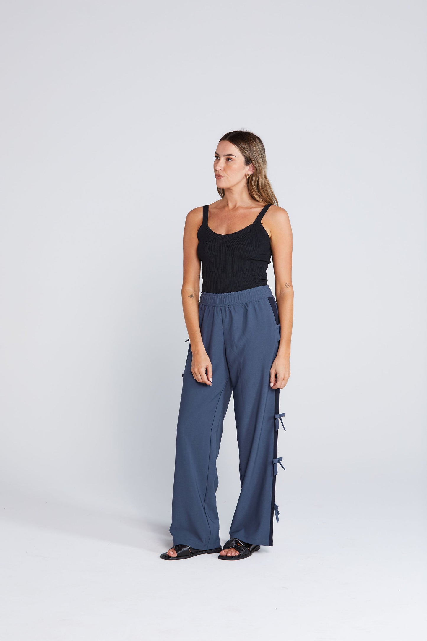 Bowtiful Pant Navy Oxford
