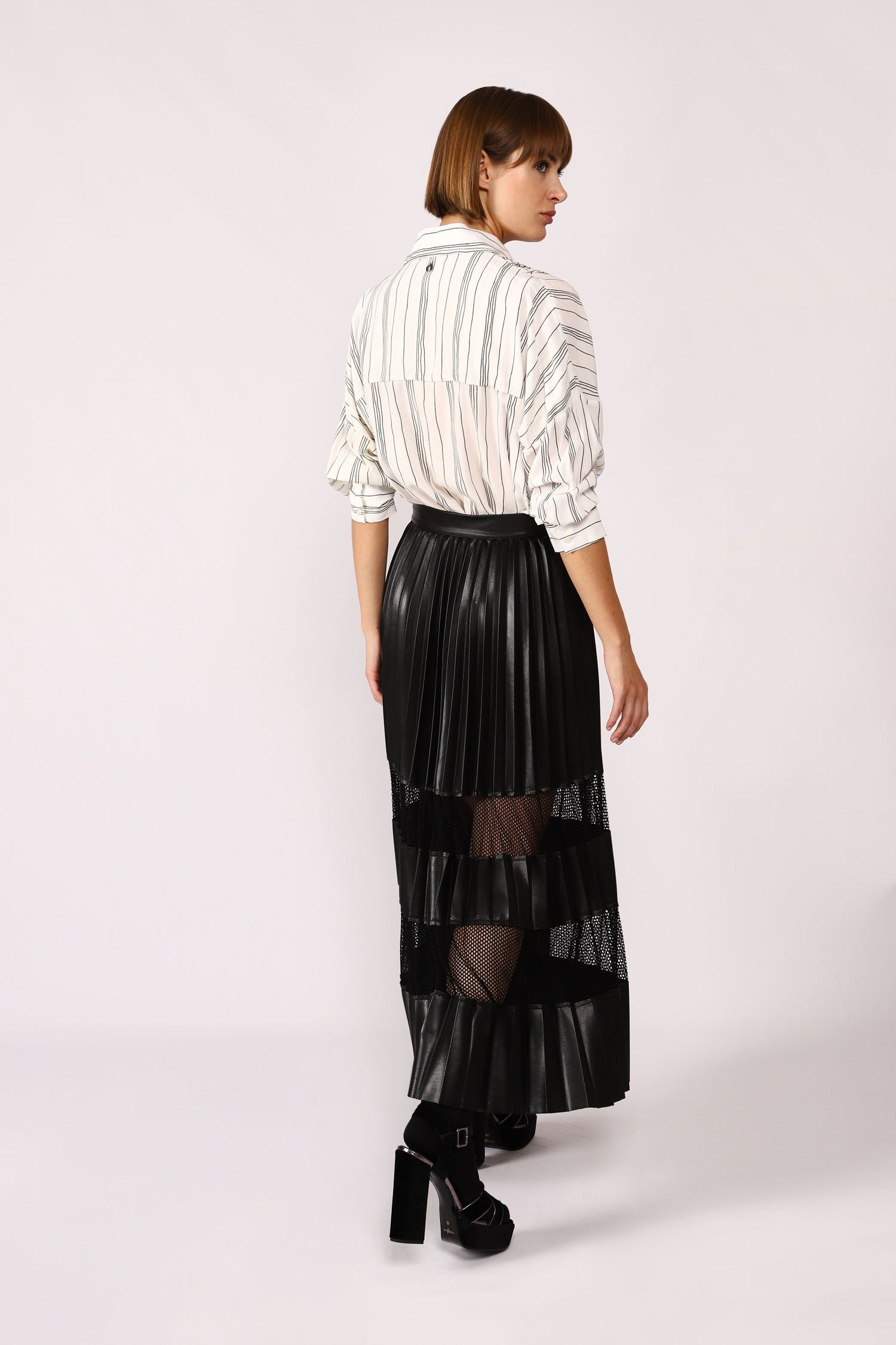 Dixie Black  Pleat Detailed Skirt