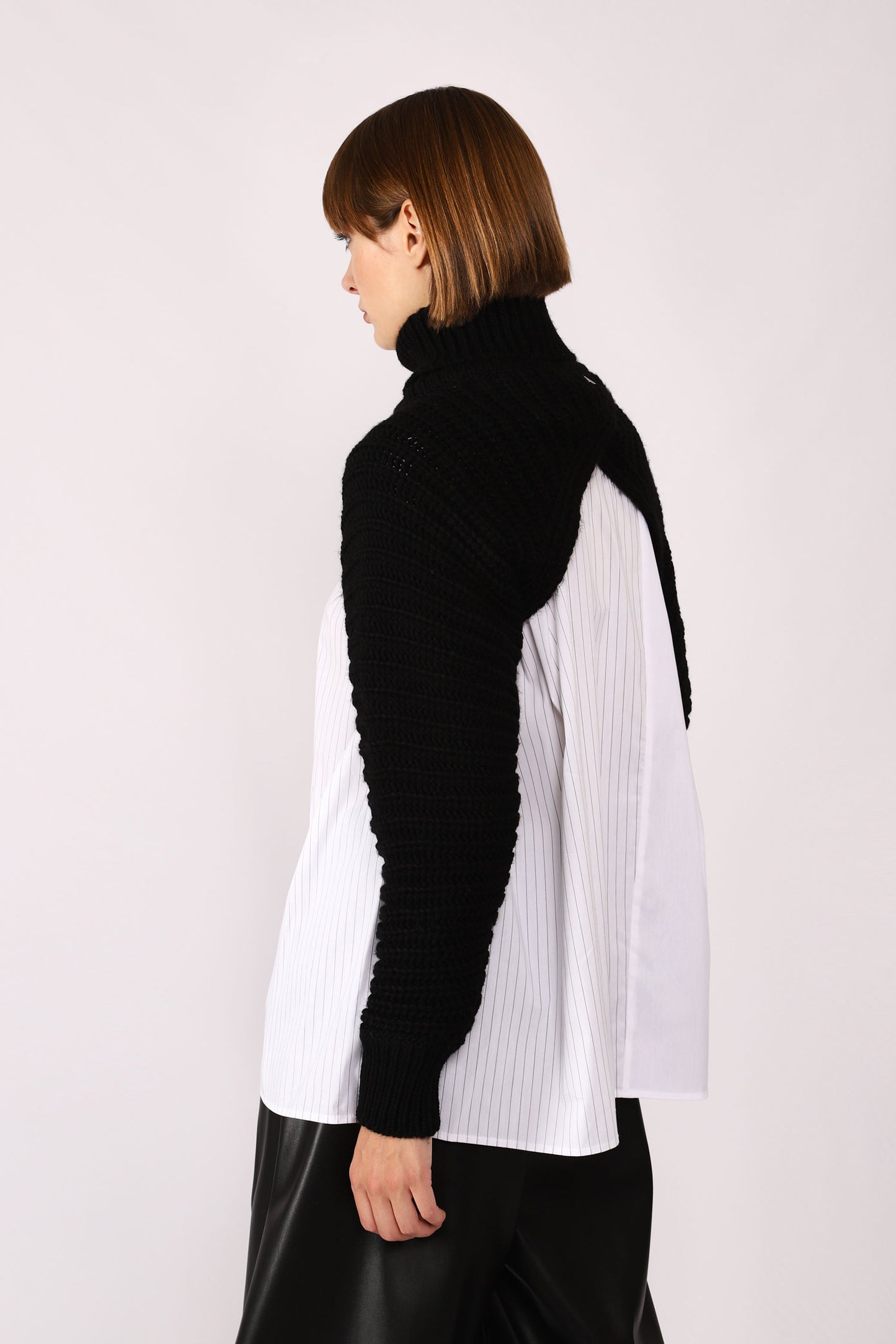 Dixie Neck Detailed Crop Italian Knit