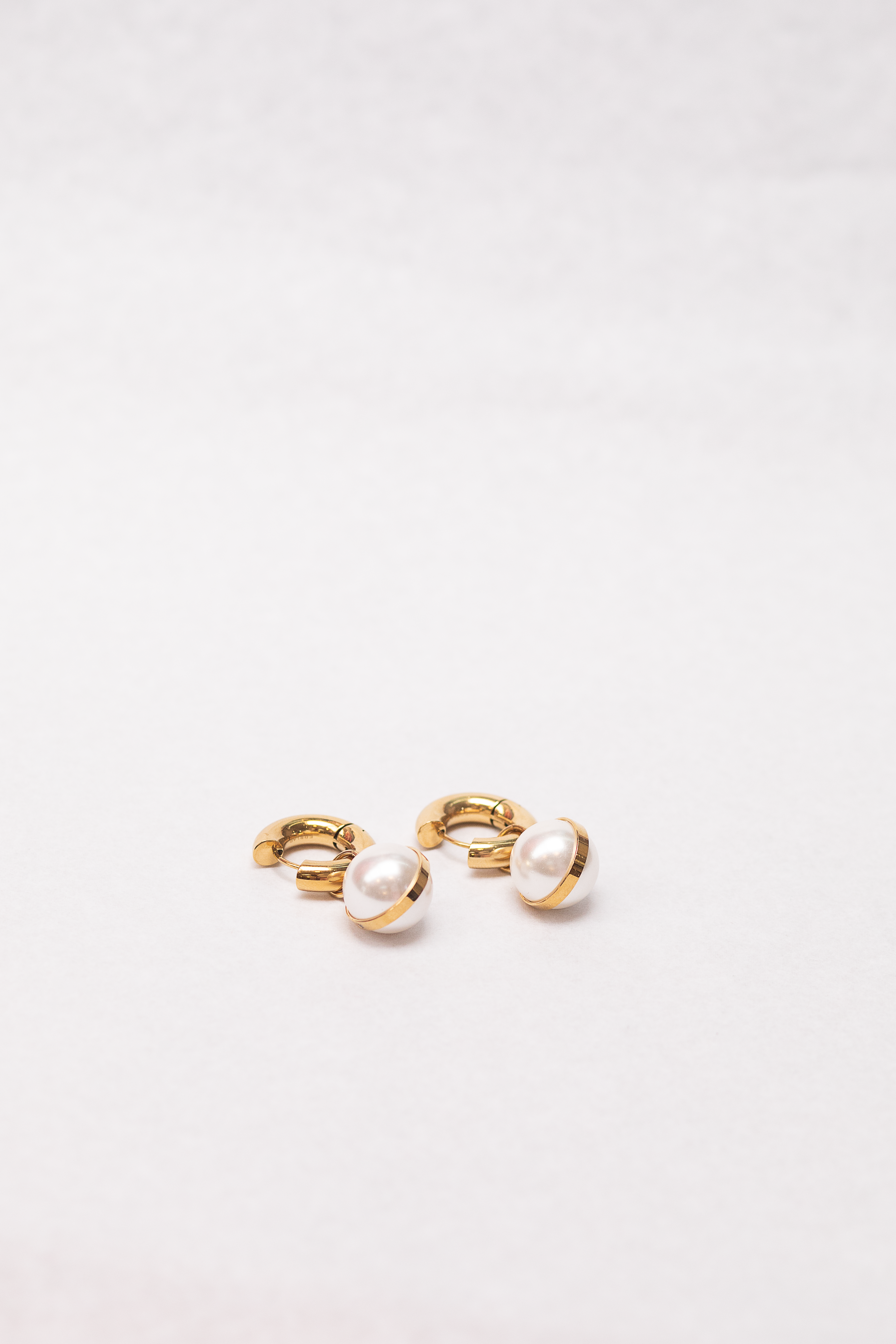 Gabrielle Hoops L Gold