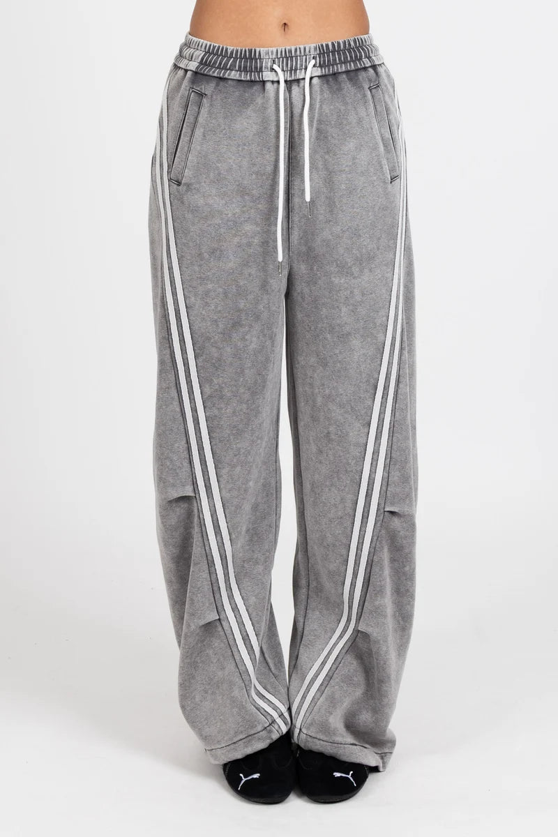 Let's Play Trackie