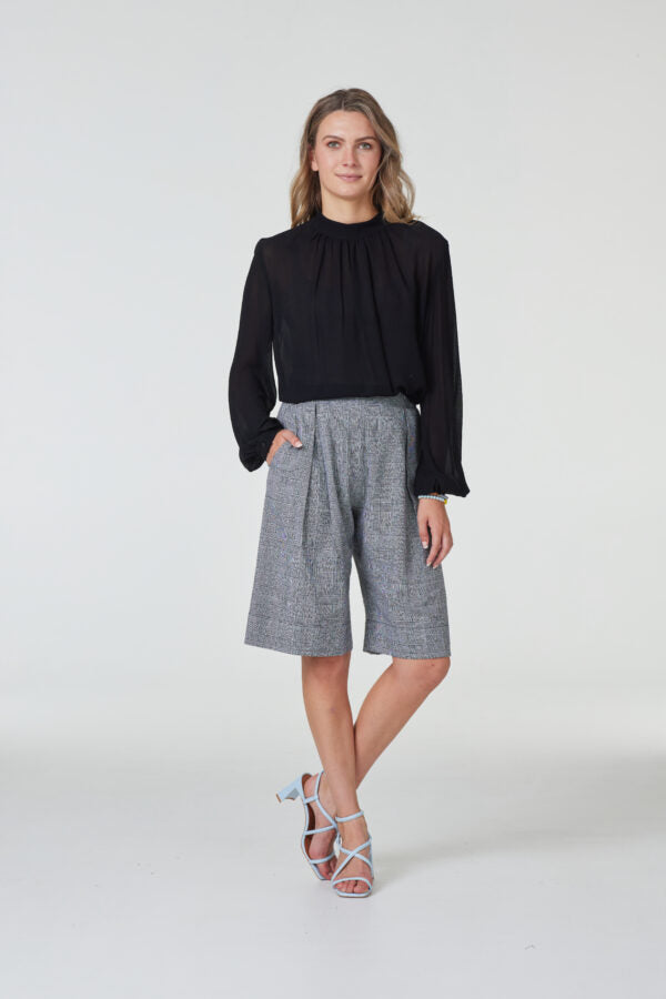 Obi Dublin Pleat Shorts