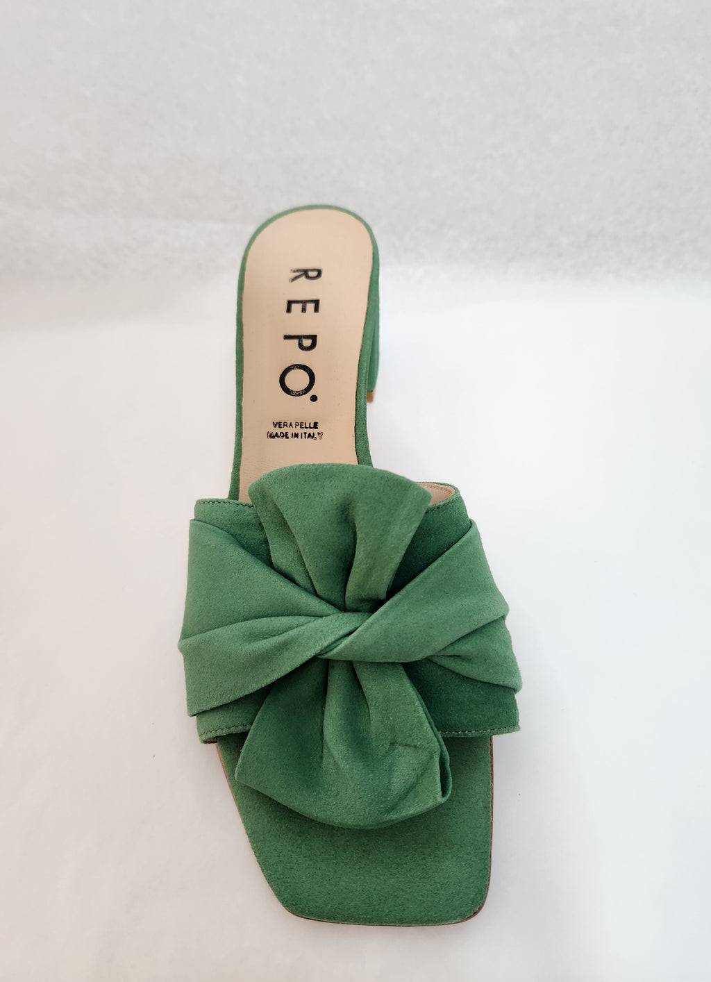Repo Italian Suede Green Slides