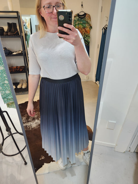 Two By Two | Soren Skirt | Gradient