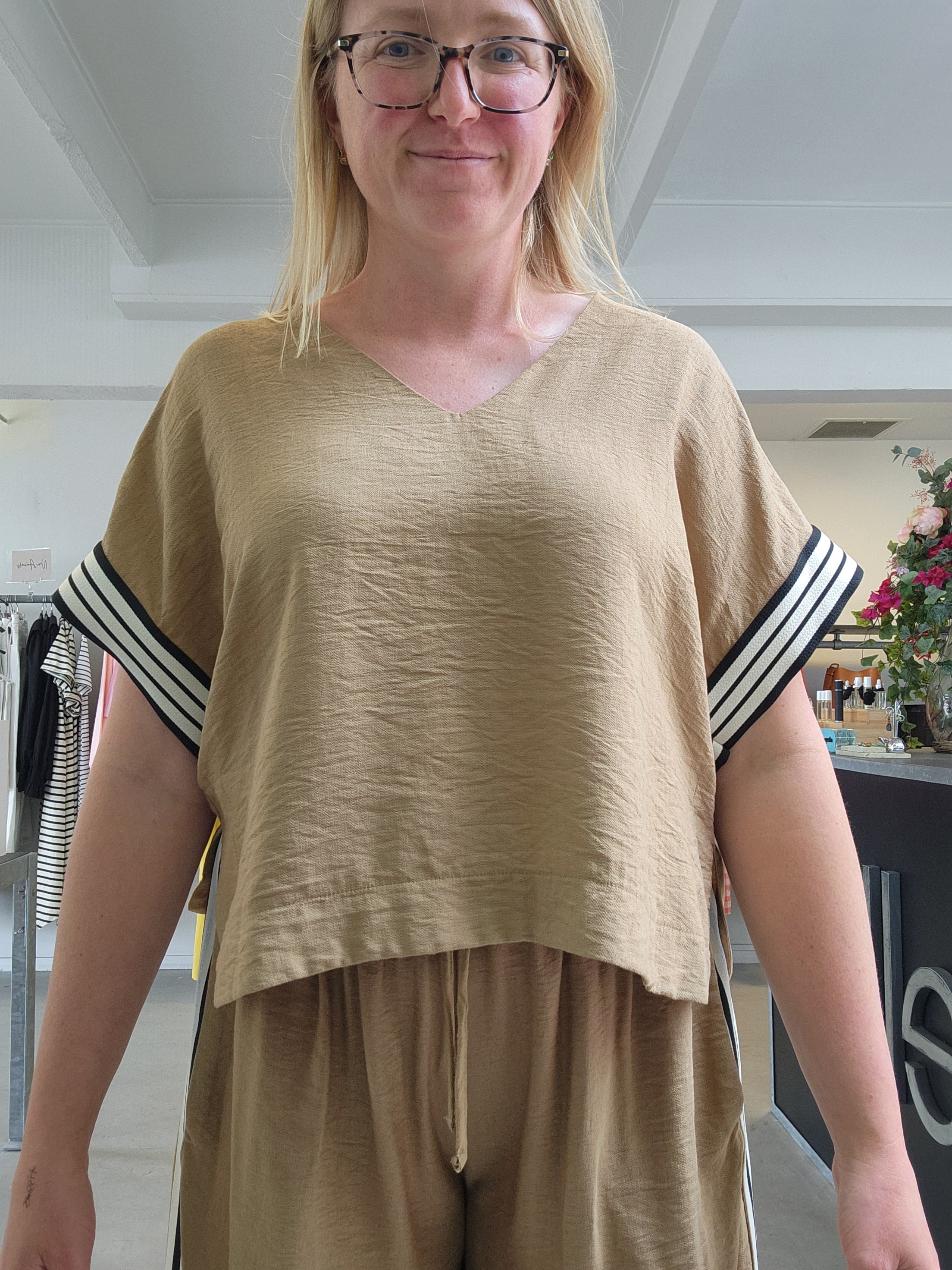 DIXIE Camel Top