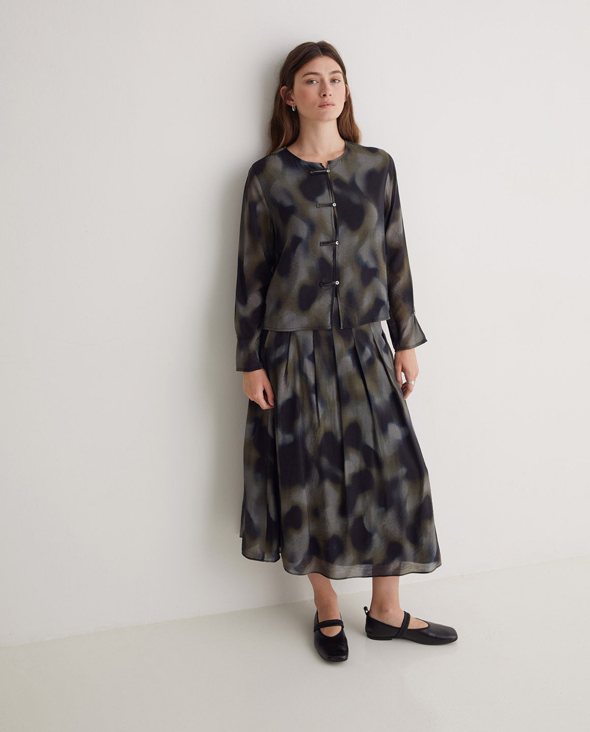 YERSE Multi-Colour Thin Print Blouse