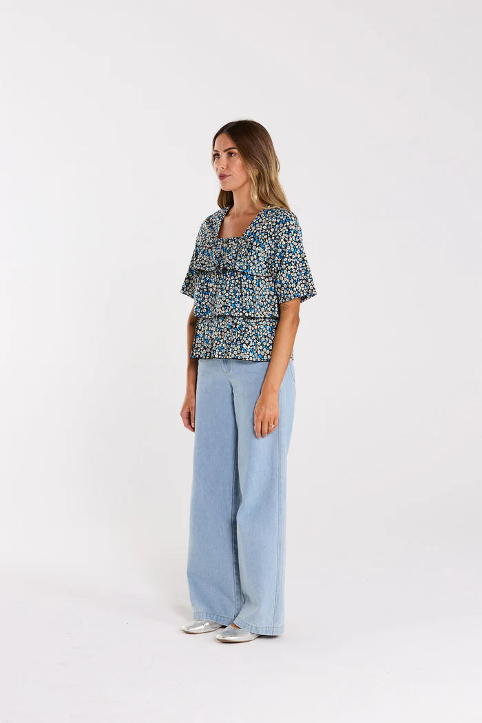 Cassie Top Blue Moon Garden