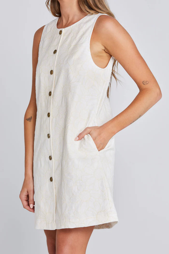 Effortless Dress Creamy Daisy