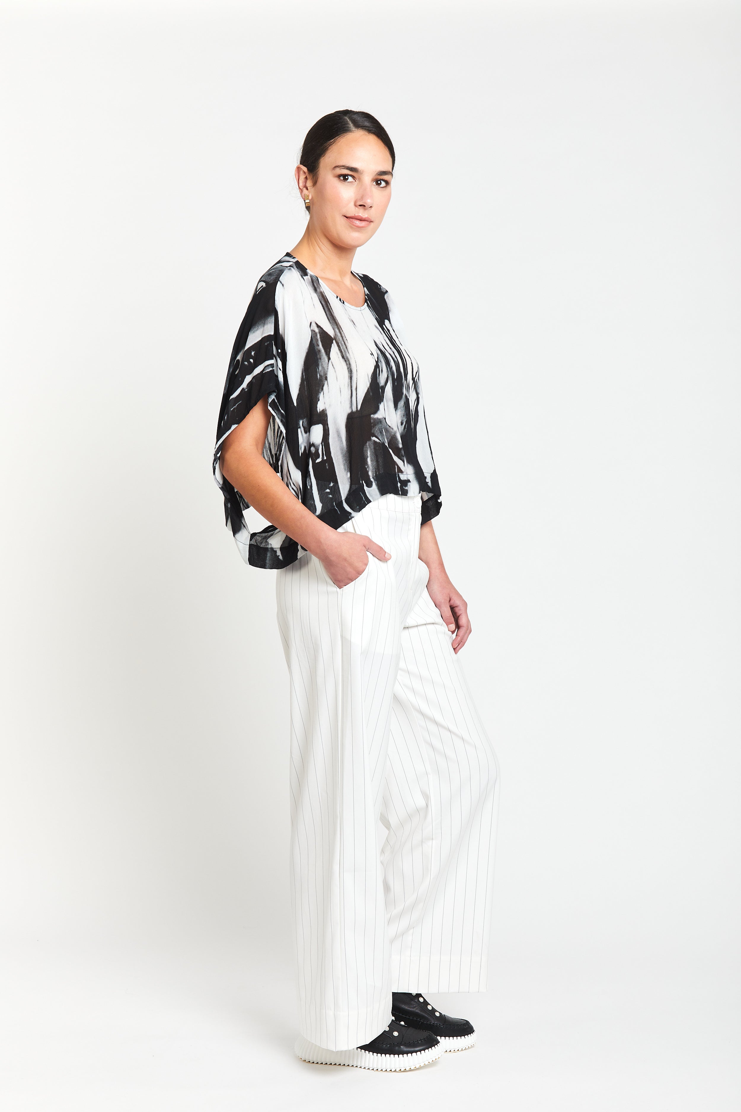 Cityscape Cropped Tee