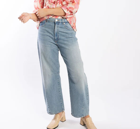 Barrel Leg Jeans | Vintage Blue