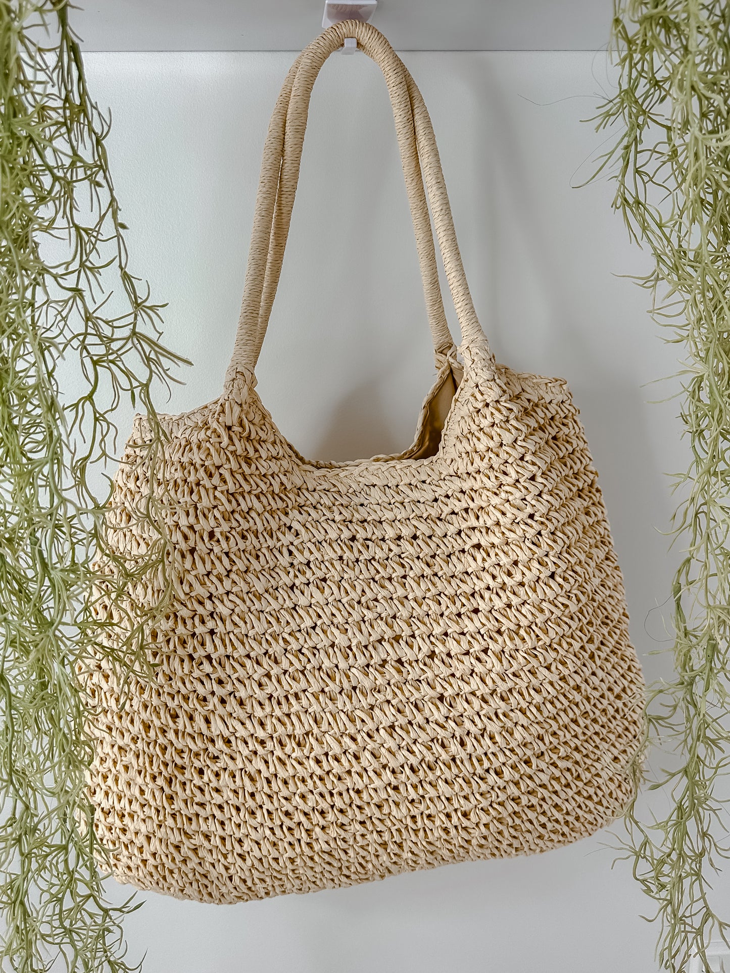 CAPRI BAG Black or Tan