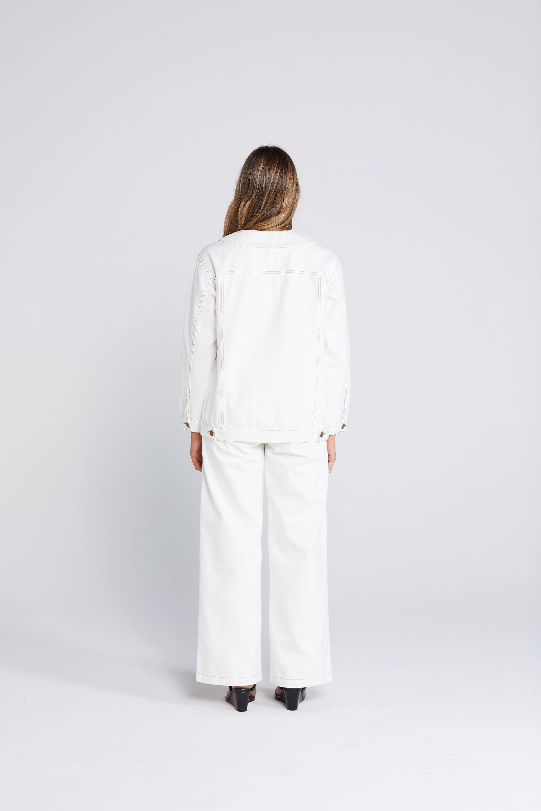 Bowtique Shacket Off White