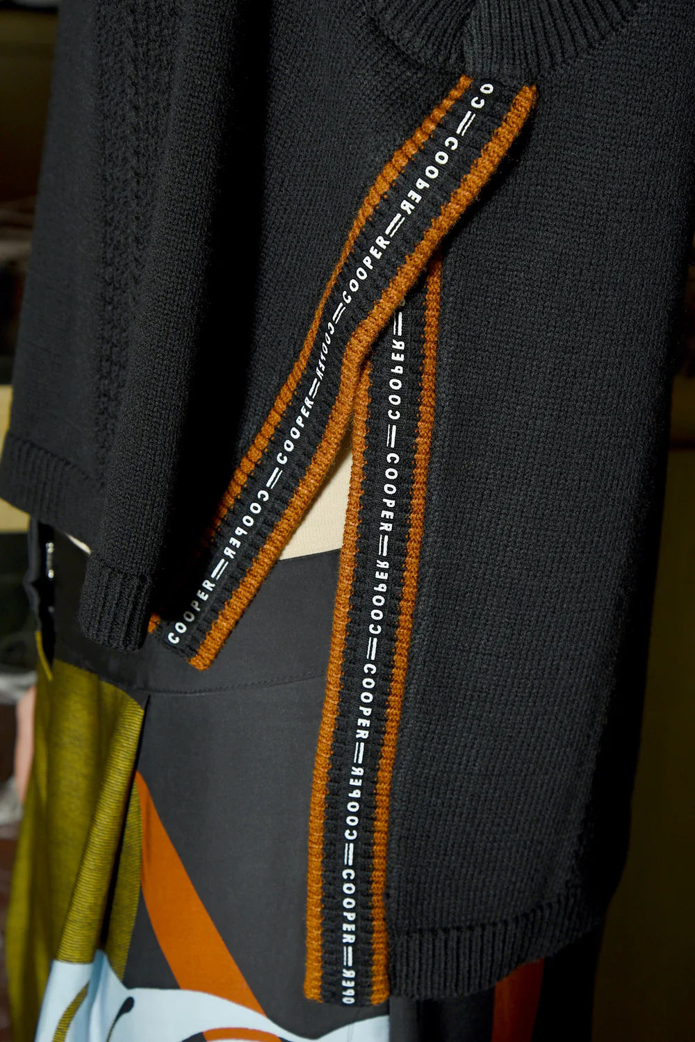 Cooper SPLIT HAPPENS Jumper | Black/Cinnamon