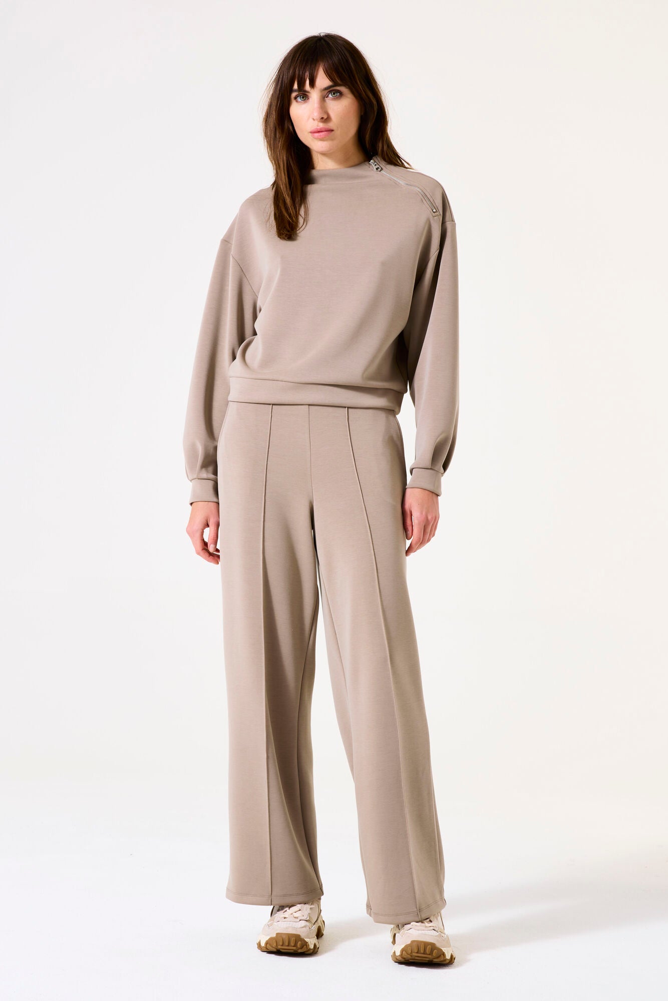 Taupe sweater I50266