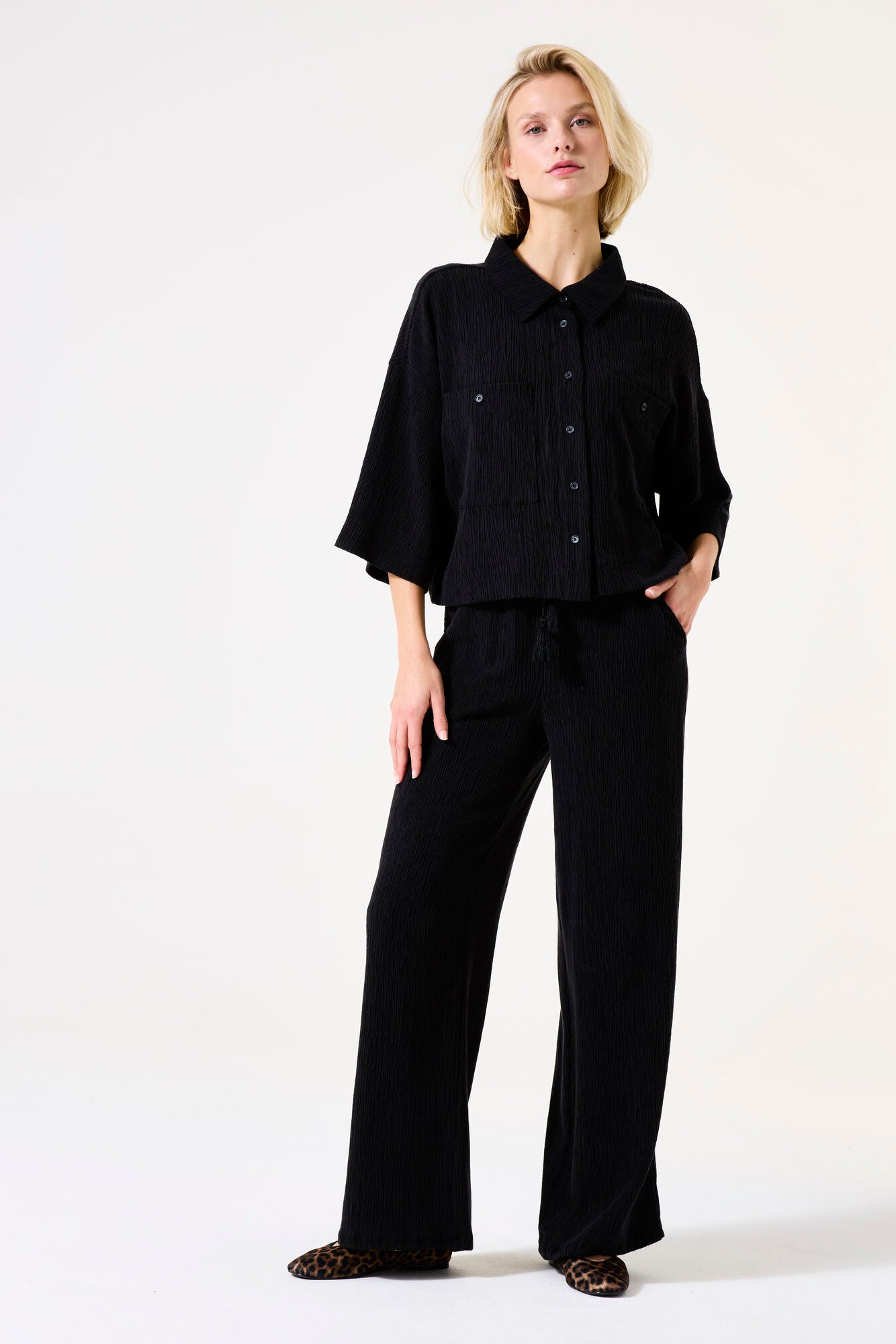 Black pants H50116