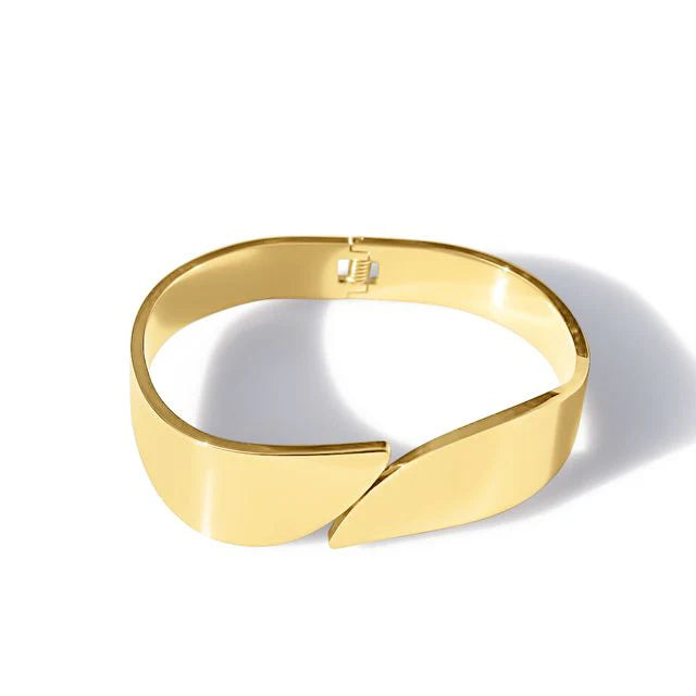 Fabuleux Vous Steel Me Gold Cici Cuff