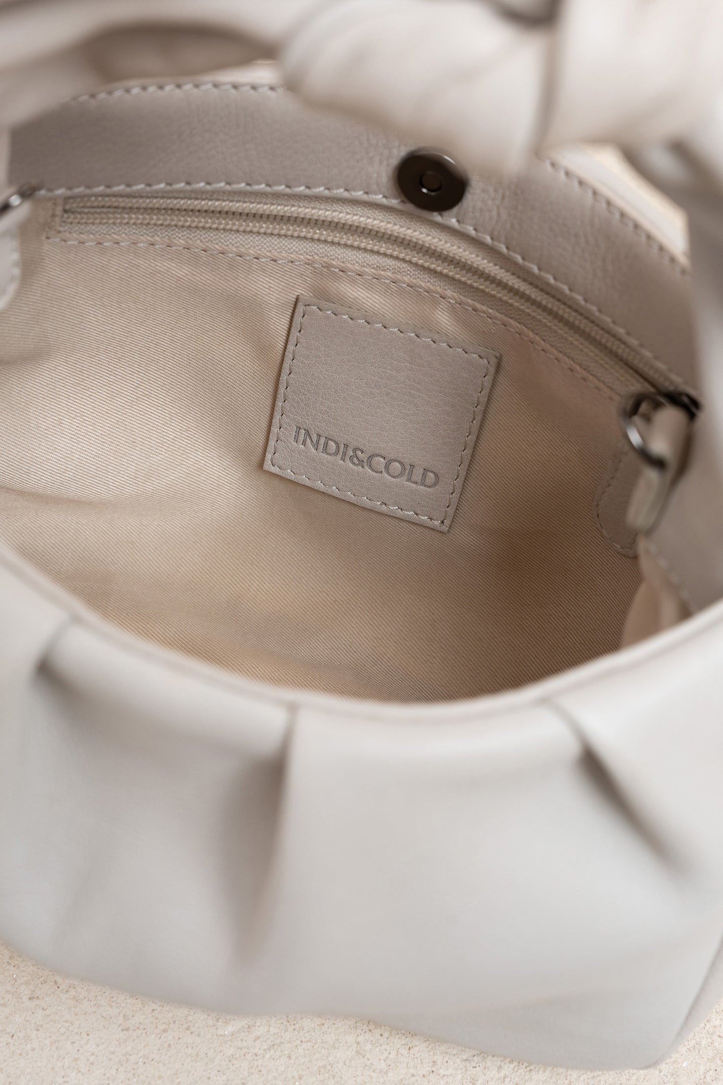 INDI + COLD MINI BAG WITH BOW HANDLE