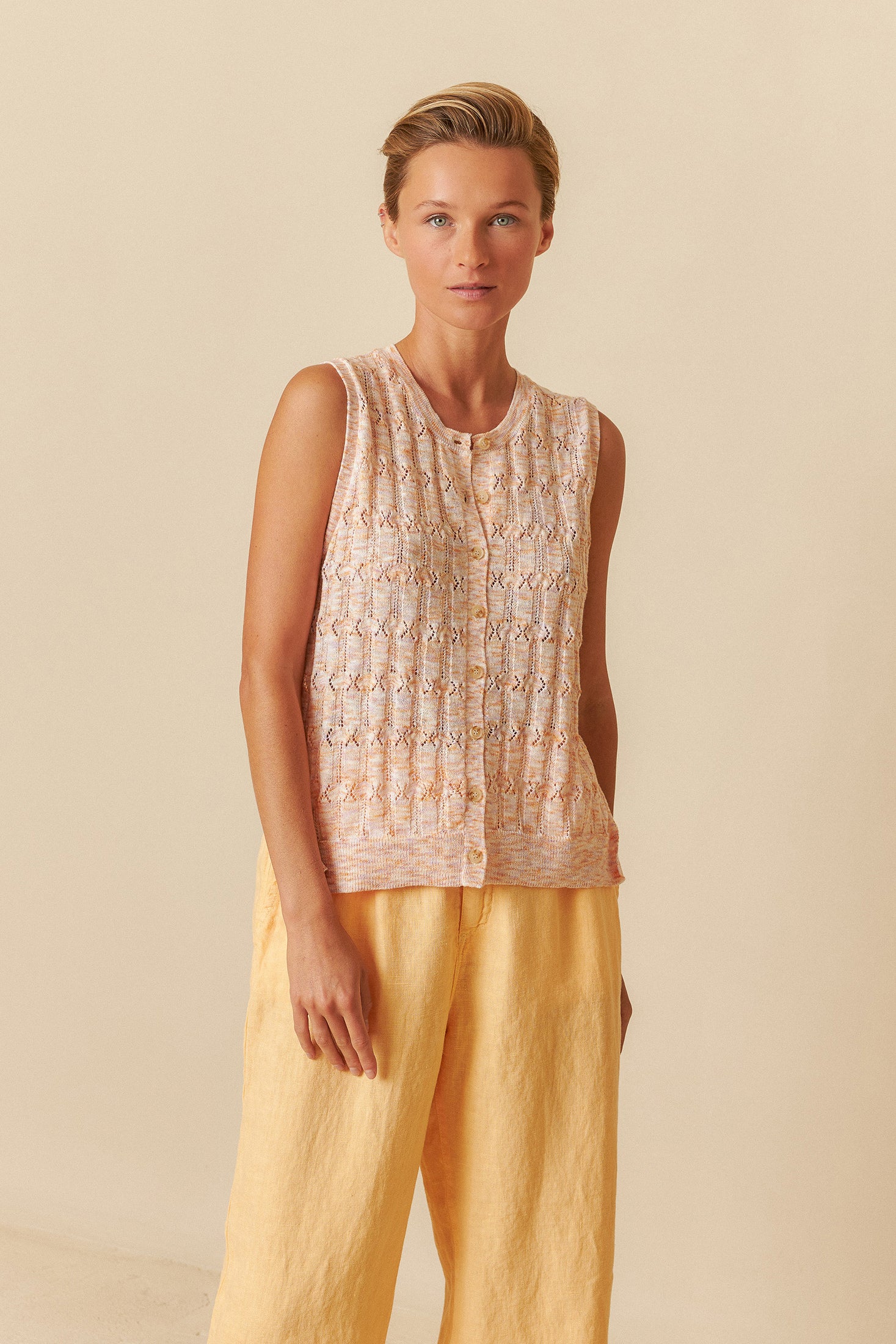 POINTELLE KNIT VEST 