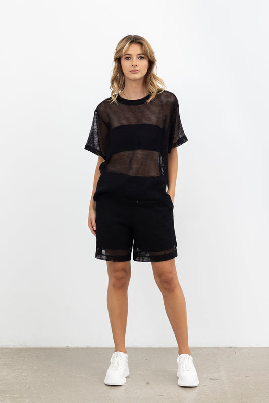 Snapshot Chic Top Black