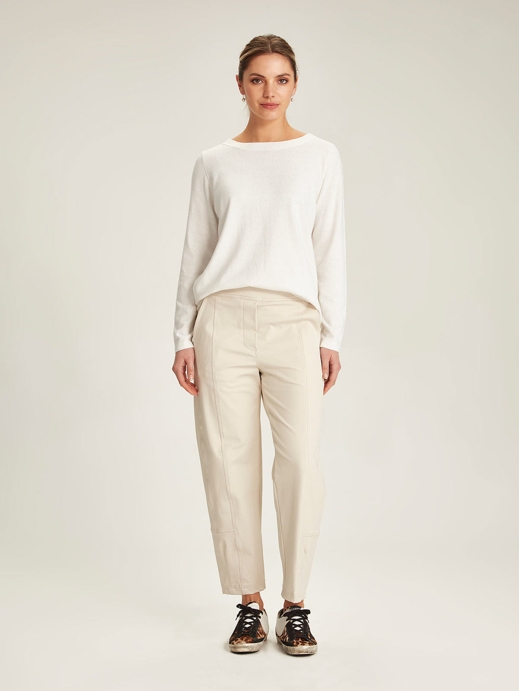 Kelly Jumper Laser White