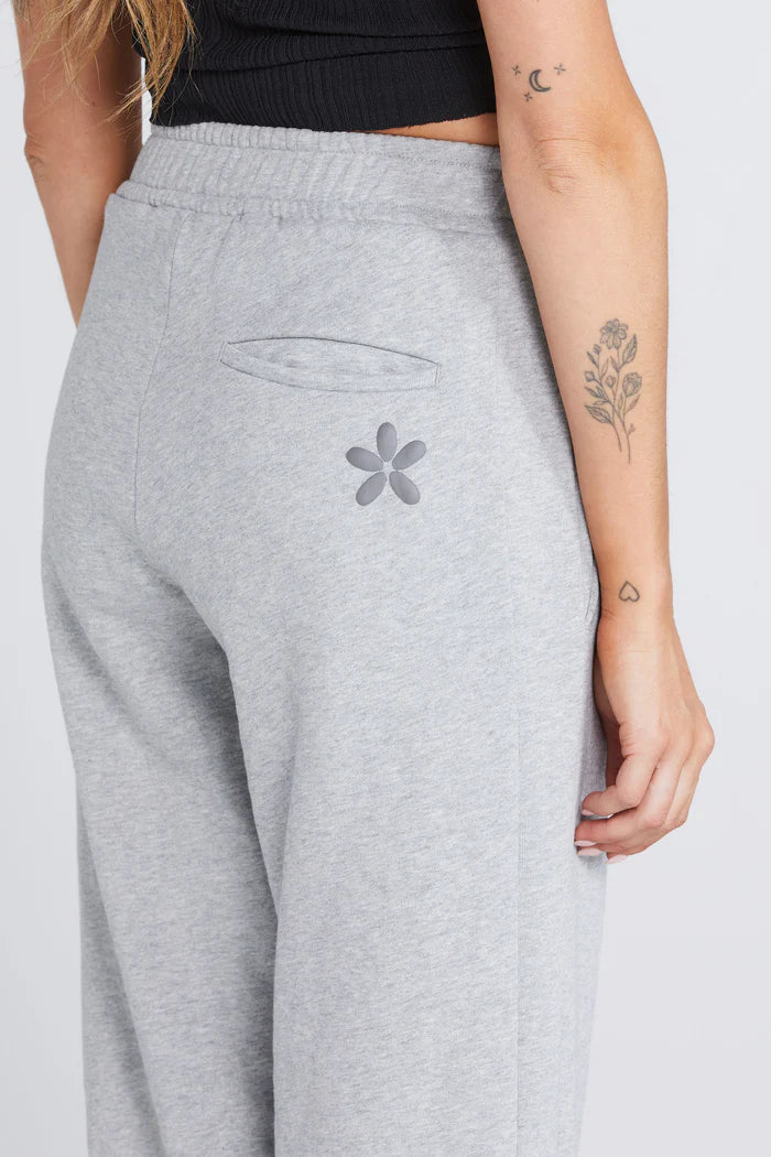 Snappie Trackie Grey Marle Petal