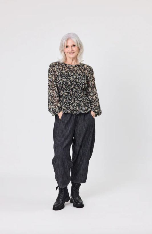 Lemon Tree Sonja Black Pants