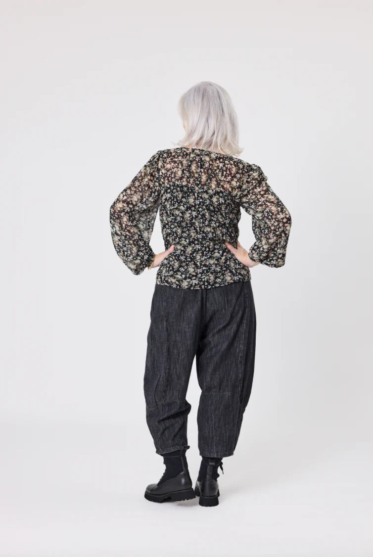 Lemon Tree Sonja Black Pants