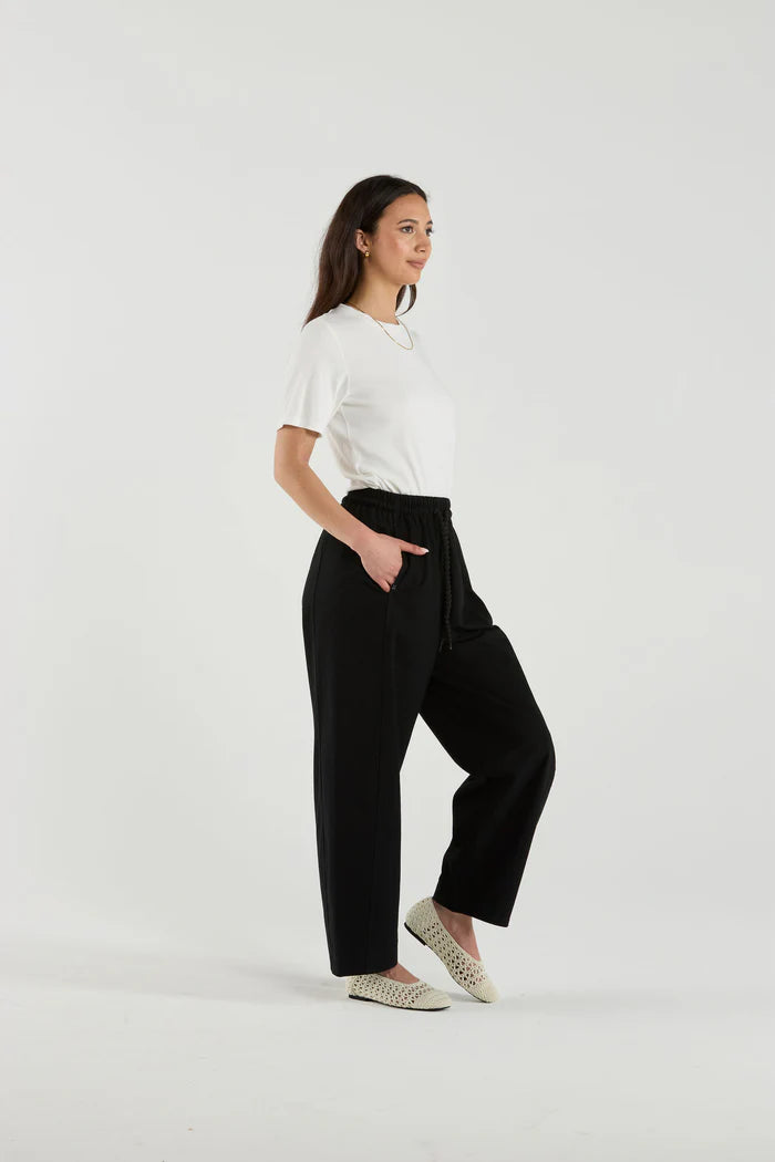 Ezra Pant Black