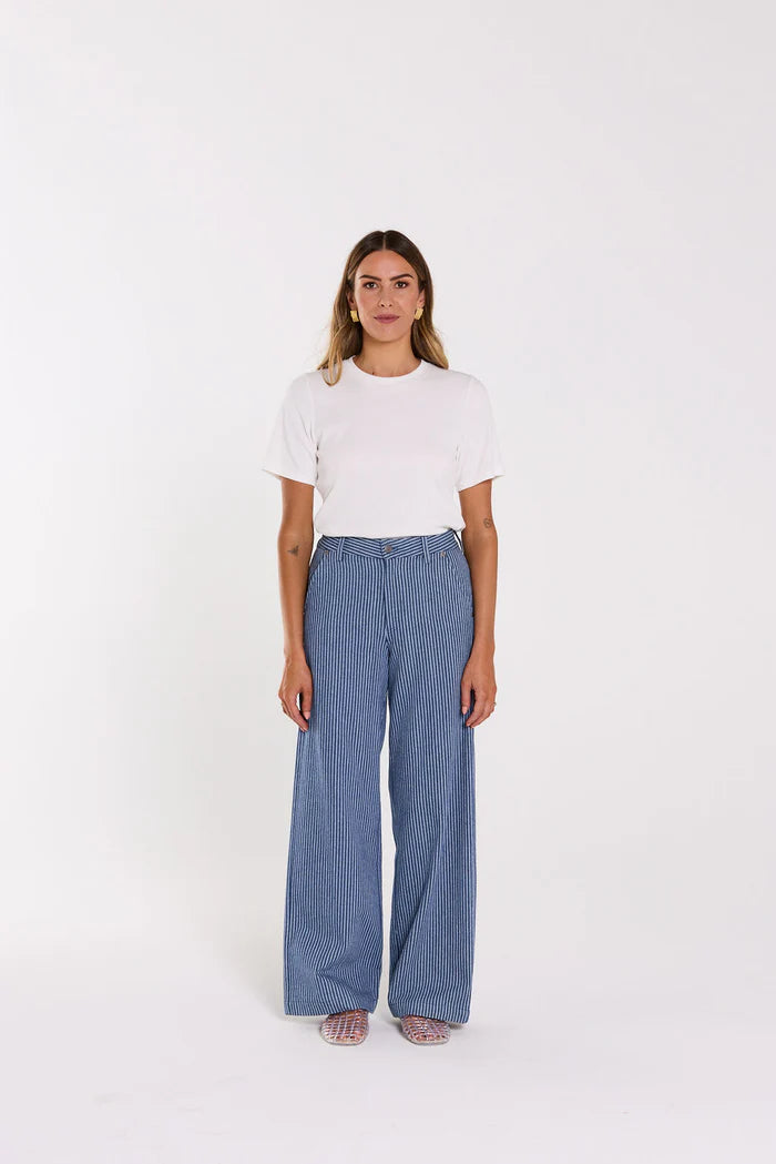 Unwind Jean Skyline Denim