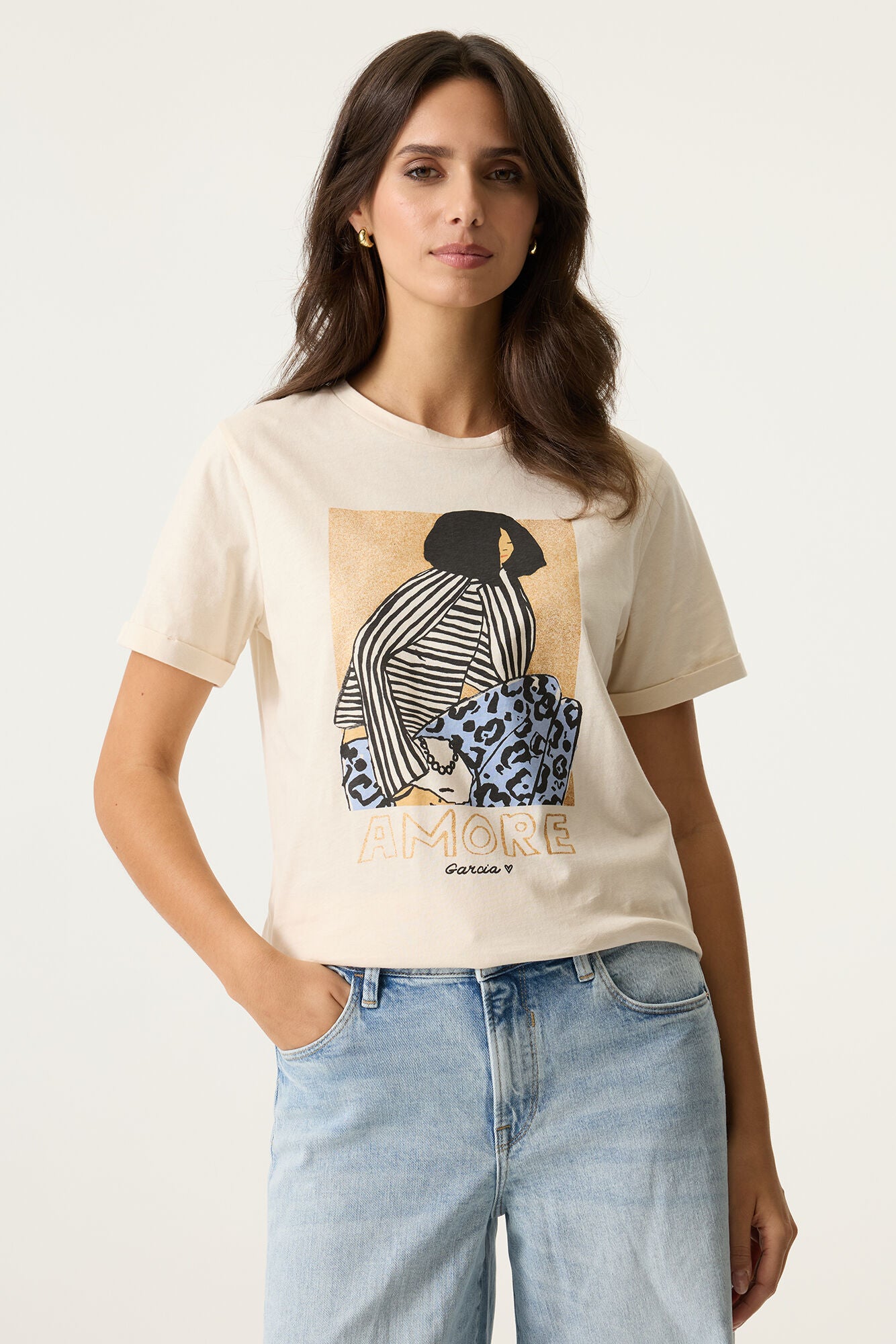 Off-white T-shirt