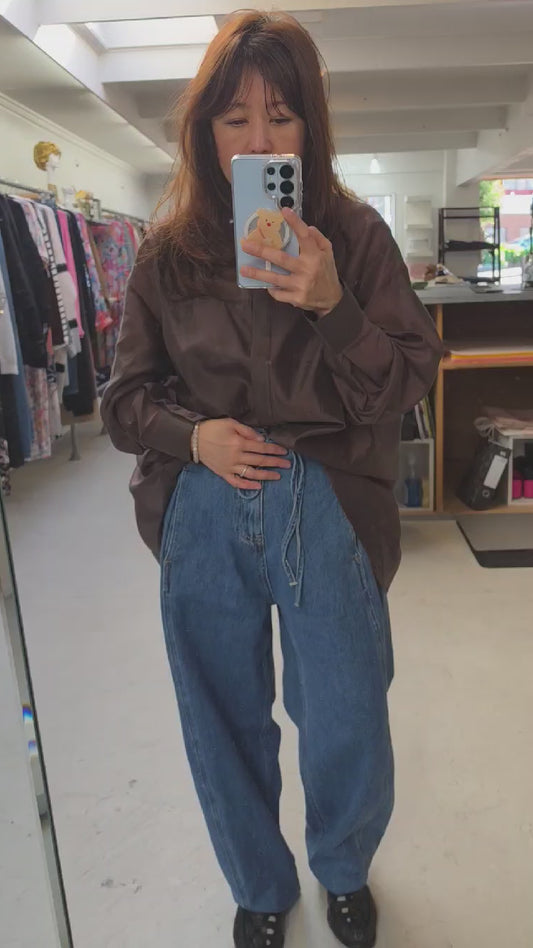 Aveline Barrel Leg Jean
