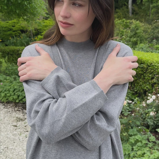 THE HOT SCOOP Jumper